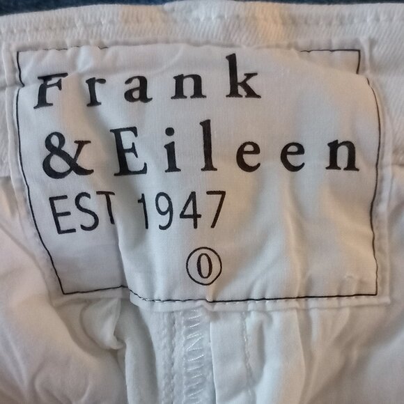 FRANK & EILEEN  Wicklow the Italian Chino white stretch chinos - Picture 2 of 10